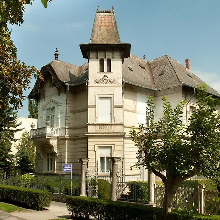 Bed & Breakfast Sissy