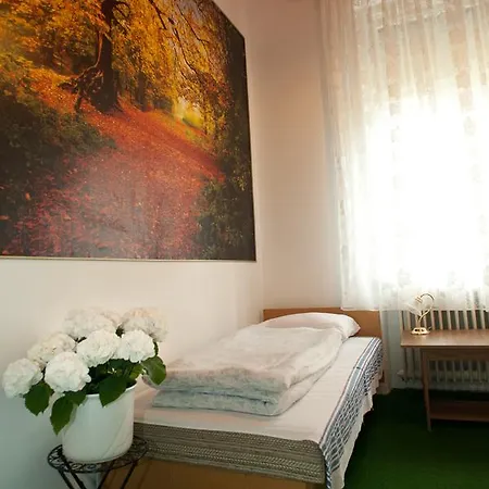 Sissy * كيستاي