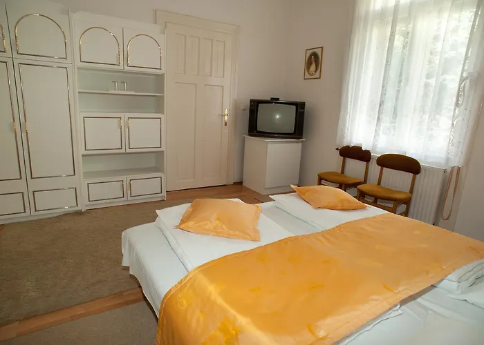 Sissy Nocleg ze śniadaniem *