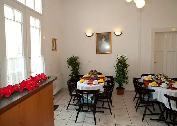 Sissy Nocleg ze śniadaniem *